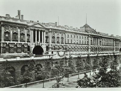 Victoria Embankment ، Westminster LB: Somerset House ، الارتفاع إلى Victoria Embankment ، 1896 بواسطة مصور انجليزى