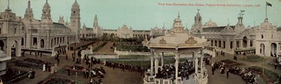 منظر من قصر الفنون الزخرفية ، المعرض الفرنسي البريطاني ، لندن ، 1908 بواسطة مصور انجليزى