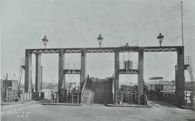 عرض وولويتش فيري ، 1896 بواسطة مصور انجليزى