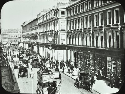 Whiteleys ، Westbourne Grove ، Westminster LB: النظر غربًا ، 1895 بواسطة مصور انجليزى