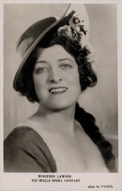 Winifred Lawson ، شركة Vic-Wells Opera Company (صورة b / w) بواسطة مصور انجليزى