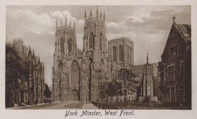 York Minster, West Front (b/w photo) بواسطة مصور انجليزى