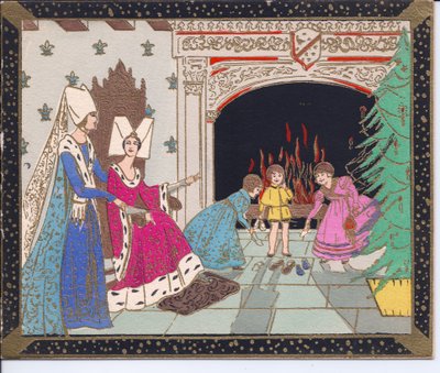 بطاقة عيد الميلاد Pochoir الفرنسية الملونة يدويًا للسيدات في العصور الوسطى الذين يرتدون قبعات فراشة وأطفال أمام مدفأة كبيرة يسخنون أحذيتهم ، حوالي 1920 بواسطة مدرسة اللغة الإنجليزية