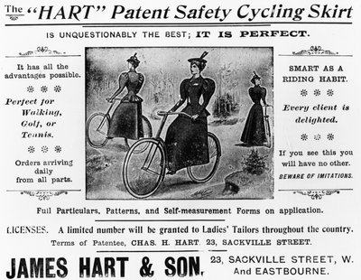 Advert for the Hart Patent Safety Cycling Skirt، c.1897 (ورق مطبوع) بواسطة مدرسة اللغة الإنجليزية