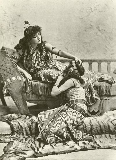 برنهاردت مثل كليوباترا (الحفر) بواسطة مدرسة اللغة الإنجليزية