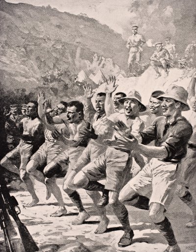 جنود الماوري يؤدون Haka في Gaba Tepe في شبه جزيرة Gallipoli Turkey 1915 ، من `` The War Illustrated Album deLuxe &39;&39; ، المنشور في لندن ، 1916 بواسطة مدرسة اللغة الإنجليزية