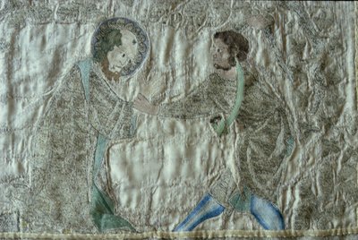 استشهاد قديس ، التفاصيل من مقدمة Steeple Aston Cope ، c.1340s (خيط فضي مذهب وحرير ملون على حك الحرير الظبي) بواسطة مدرسة اللغة الإنجليزية