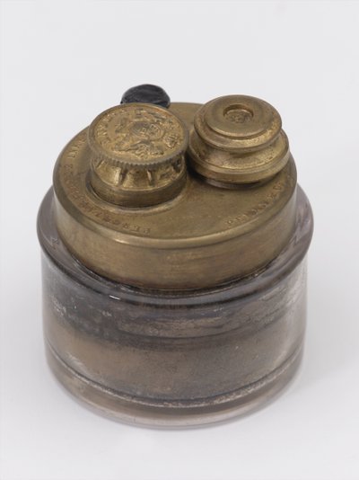 محبرة السفر ، حوالي 1815 (محبرة) بواسطة مدرسة اللغة الإنجليزية