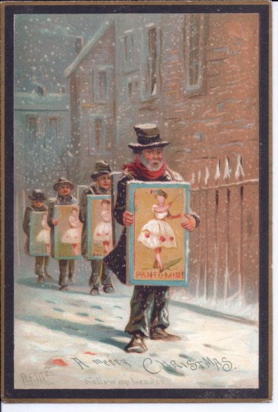 Victorian Christmas card of four men walking in the snow carrying boards advertising a pantomime, c.1880 (colour litho) بواسطة مدرسة اللغة الإنجليزية