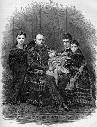 صورة للعائلة الإمبراطورية الروسية في عام 1881: القيصر ألكسندر الثالث (1845-1894) وماري فيودوروفنا (أو فيودوروفنا ، أو فيدوروفنا) (ماري صوفي داغمار بواسطة إتيان غابرييل بوكورت