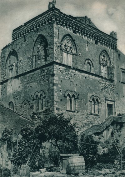 منزل من زمن الحكم الإسلامي ، تاورمينا ، صقلية ، إيطاليا ، 1927 بواسطة يوجين بوبيل