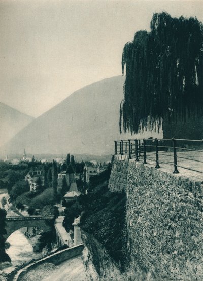 منظر للبلدة ، ميرانو ، جنوب التيرول ، إيطاليا ، 1927 بواسطة يوجين بوبيل
