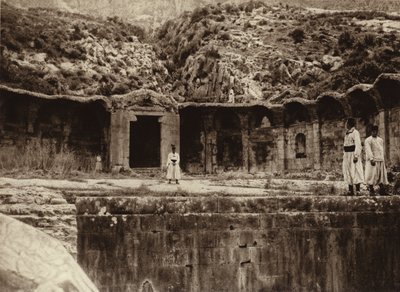 Ruins of a Roman bath in Algeria (b/w photo) بواسطة المصور الأوروبي