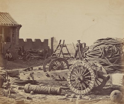 داخل حصن Pehtang يعرض المجلة والمسدس الخشبي ، 1 أغسطس 1860 ، 1860. بواسطة فيليس بيتو