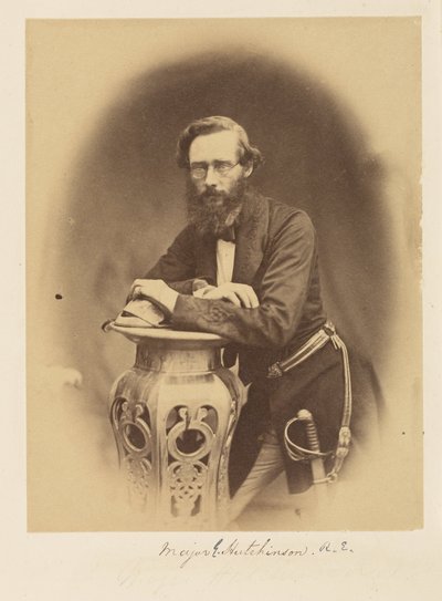 الرائد E. Hutchinson، RE بواسطة فيليس بيتو
