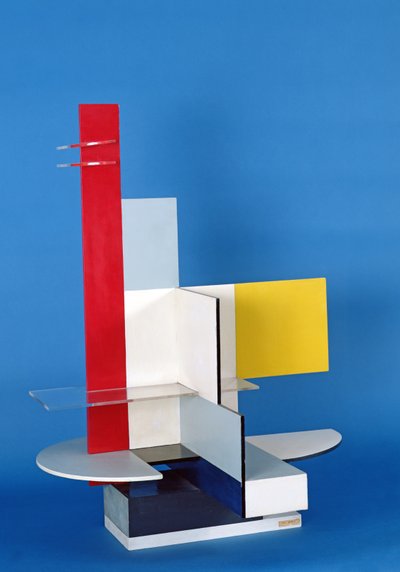 بناء بواسطة فيليكس ديل مارلي