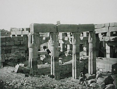 أطلال الكرنك ، طيبة ، نشرت عام 1900 (حفر ضوئي) بواسطة فلس جوبيل