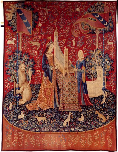 ستارة سيدة يونيكورن (سيدة يونيكورن): السمع. نسيج من الصوف والحرير صنع بين عامي 1484 و 1500. من شاتو دو بوساك ، كروز. خافت. 3،7x4،7 م. باريس ، المتحف الوطني للعصور الوسطى ، Thermes de Cluny بواسطة المدرسة الفلمنكية