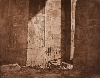 الصرح الأول - نقش فرنسي منحوت على الحطام الشرقي في النقطة H ، جزيرة فيلا. ، 1851 بواسطة فيليكس تينارد