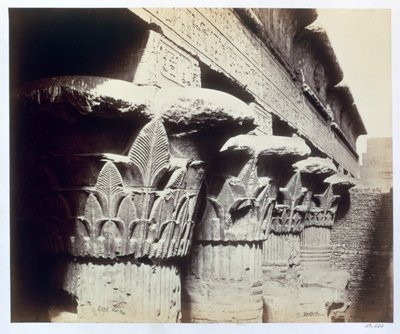 عواصم الرواق ، معبد خنوم ، إسنا ، مصر ، 1862 بواسطة فرانسيس بيدفورد