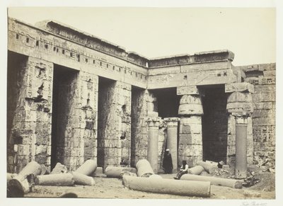 المحكمة الداخلية لمدينة حبّو ، طيبة ، 1857. بواسطة فرانسيس فريث