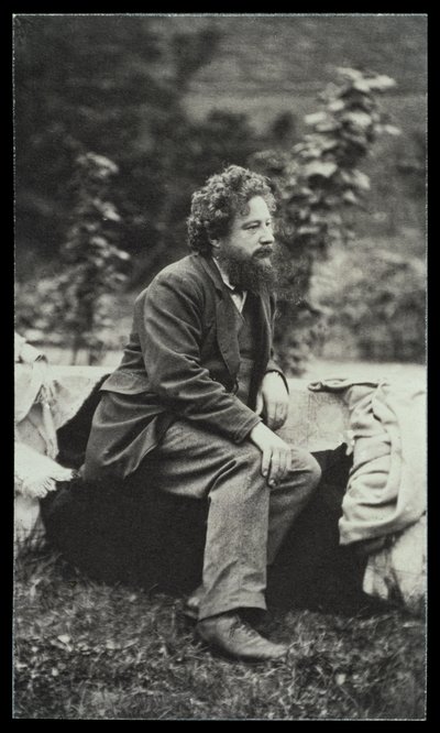 صورة شخصية لوليام موريس (1834-1896) بواسطة فريدريك هوليير (1837-1933) (صورة بني داكن) بواسطة فريدريك هوليير