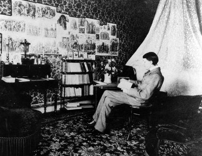 أوبري بيردسلي في فندق كوزموبوليتان ، مينتون ، فرنسا ، 1898 بواسطة مصور فرنسي