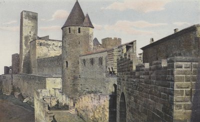 Carcassonne Cite، View O Chemin des remparts، Tour de la Justice (قبل الترميم) بواسطة مصور فرنسي