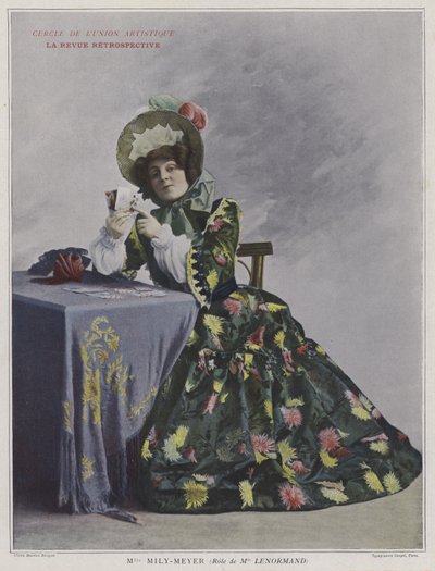 Emilie Mily-Meyer بدور Mademoiselle Lenormand في La Revue Retrospective (صورة ملونة) بواسطة French Photographer