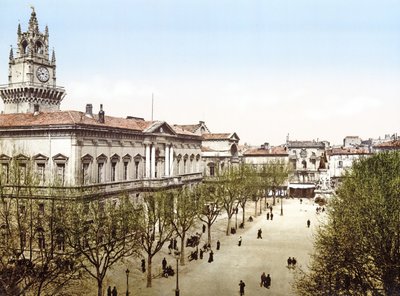 أفينيون سيتي هول و Place de lHorloge ، حانة. 1900 بواسطة مصور فرنسي