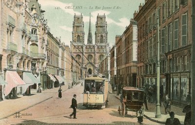La Rue Jeanne dArc في أورليانز. أُرسلت البطاقة البريدية عام 1913. بواسطة مصور فرنسي