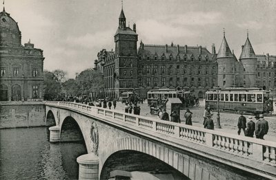 The Pont au Change و Palais de Justice ، The Pont au Change and Court of Justice (photogravure) بواسطة مصور فرنسي