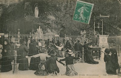 لورد ، الكهف المعجزة. أُرسلت البطاقة البريدية في 28 مارس 1913. بواسطة مصور فرنسي