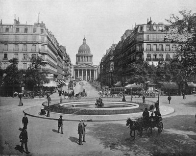 باريس - Place Medicis ، Rue Soufflot and the Pantheon (b / w photo) بواسطة مصور فرنسي