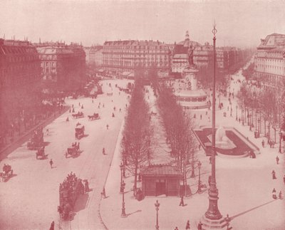 باريس: Place de la Republique (b / w photo) بواسطة مصور فرنسي