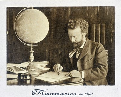 صورة لكاميل فلاماريون (1842-1925) ، عالم فلك فرنسي - تصوير بواسطة مصور فرنسي