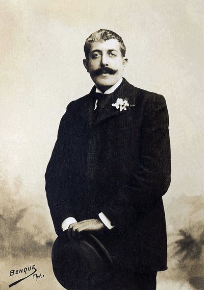 بورتريه جان لورين (1855-1906) الكاتب الفرنسي. بواسطة مصور فرنسي