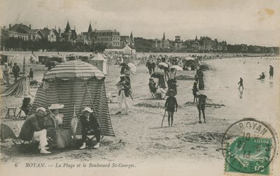 أرسلت البطاقة البريدية للشاطئ وبوليفارد سانت جورج ، رويان ، فرنسا عام 1913 بواسطة مصور فرنسي