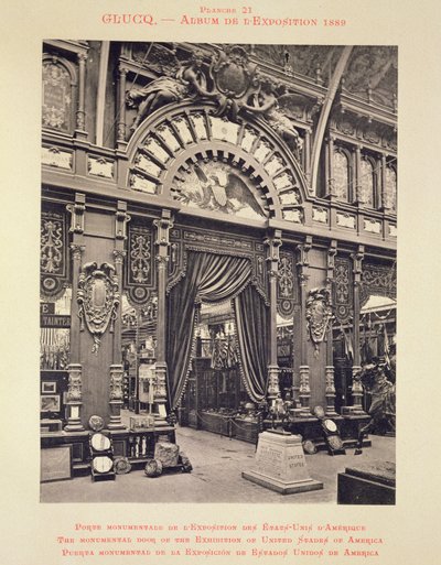 الباب الضخم لمعرض الولايات المتحدة الأمريكية ، من 'L'Album de l'Exposition 1889' بواسطة Glucq ، باريس 1889 (litho) بواسطة مصور فرنسي