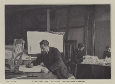 ورشة البحث عن المفقودين والخياطة في Beauvais Tapestry Manufacture ، فرنسا (b / w photo) بواسطة مصور فرنسي