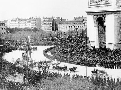 زيارة القيصر نيكولاس الثاني إلى باريس ، 1896 بواسطة مصور فرنسي
