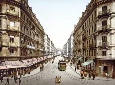 منظر لأسفل شارع دي لا ريبابليك ، ليون ، 1890-1900 بواسطة مصور فرنسي