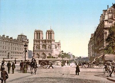 الواجهة الغربية لنوتردام ، وبونت سانت ميشيل ، باريس ، حانة. ج .1900 بواسطة مصور فرنسي