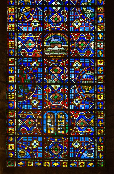 Cathedrale de Chartres ، تفاصيل زجاج السلام المعشق بواسطة المدرسة الفرنسية