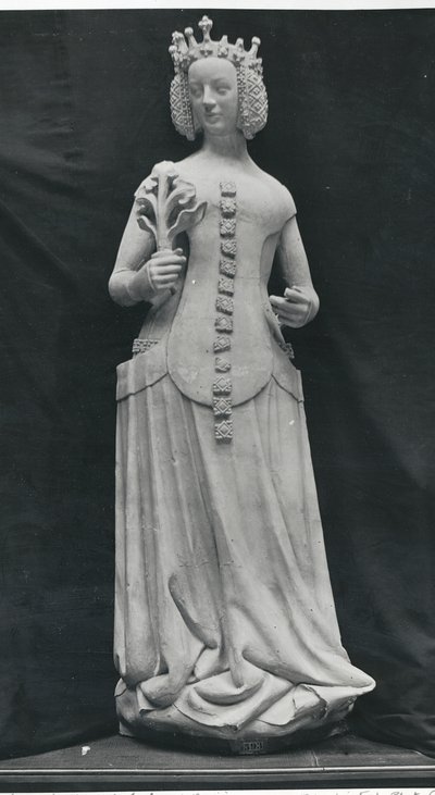 نسخة من تمثال إيزابيلا بافاريا (1371-1435). بواسطة المدرسة الفرنسية