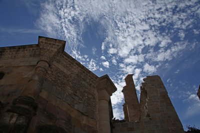 جزء من الحنية المضلعة بواسطة المدرسة الفرنسية