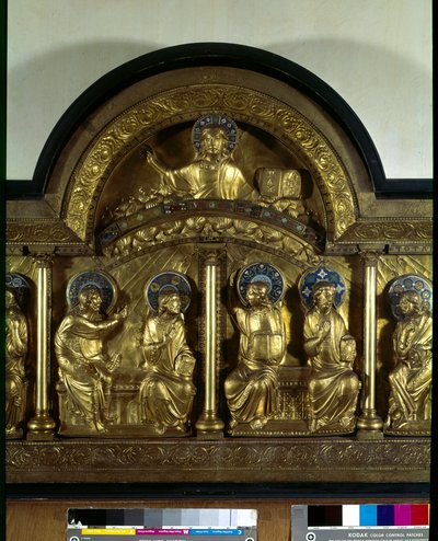 الفن الرومانسكي: مذبح Pentecote: مضاد في الخشب والنحاس والمينا. التفاصيل. من Stavelot (Meuse) حوالي 1160-1170. باريس ، المتحف الوطني للعصور الوسطى ، Thermes de Cluny بواسطة المدرسة الفرنسية
