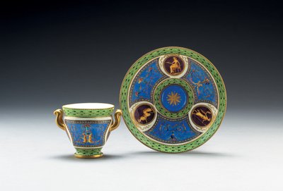 سيفرس بلو سيليست وكأس وصحن بمقبضين أخضر شاحب ، 1790 بواسطة المدرسة الفرنسية