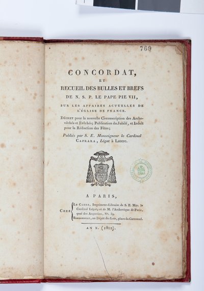 صفحة عنوان الكونكوردات ومجموعة الفقاعات والموجزات من NSP le Pape Pie VII ، نشرها جيوفاني باتيستا كابارا ، باريس ، Chez Le Clers ، 1802 (ورق مطبوع) بواسطة المدرسة الفرنسية
