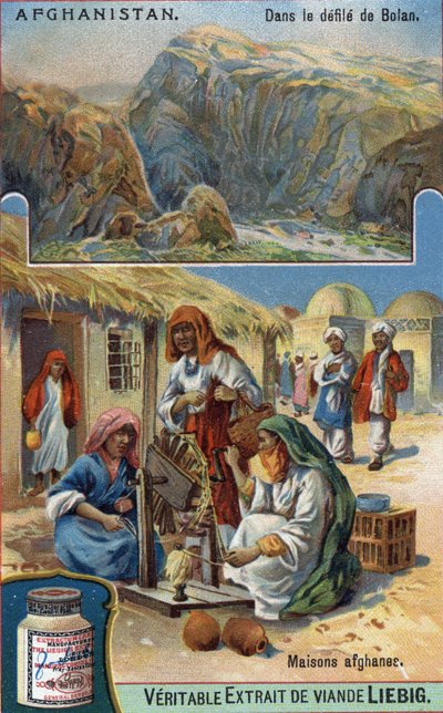 في الأعلى: موكب بولان في أفغانستان. في الأسفل: نساء أفغانيات ينسجن الصوف أمام بيوتهن. الطباعة الحجرية الملونة في القرن التاسع عشر. بواسطة المدرسة الفرنسية
